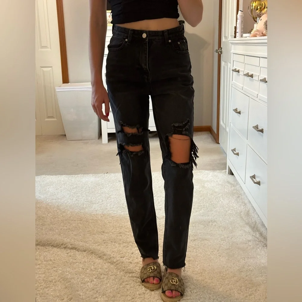 SHEIN Jeans - Picture 1 of 4